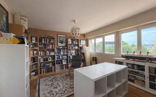 Appartement à vendre    4 pièces • 116 m2 Compiègne