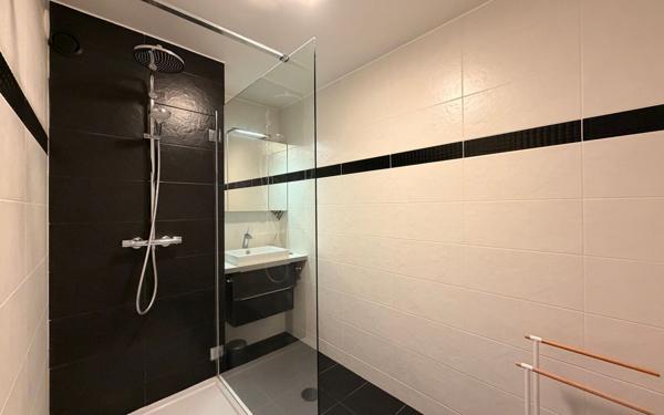 Appartement à vendre    4 pièces • 116 m2 Compiègne