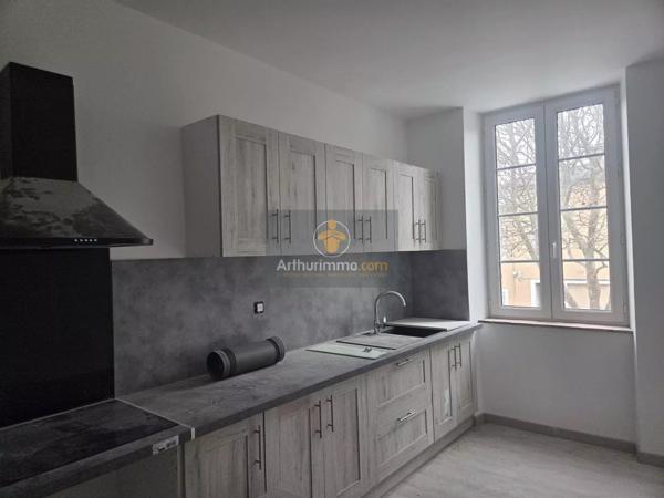 Location Appartement 2 pièces 55 m2 à Pierrelatte