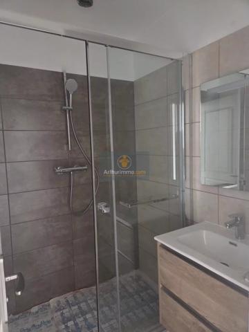 Location Appartement 2 pièces 55 m2 à Pierrelatte