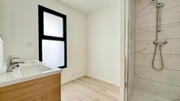 Maison T4 à vendre à Bessières (31660) Route de Paulhac  -  Garage et jardin