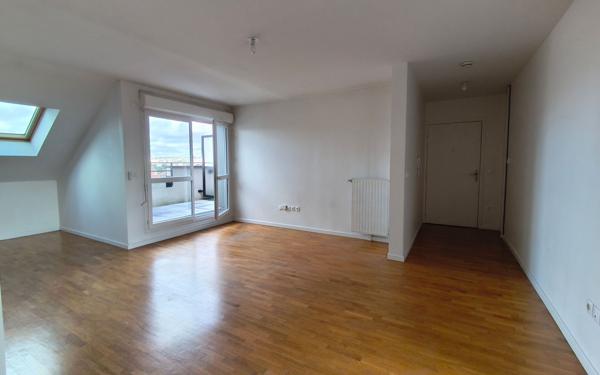 Appartement à vendre    3 pièces • 80,68 m2 Le Perreux-sur-Marne