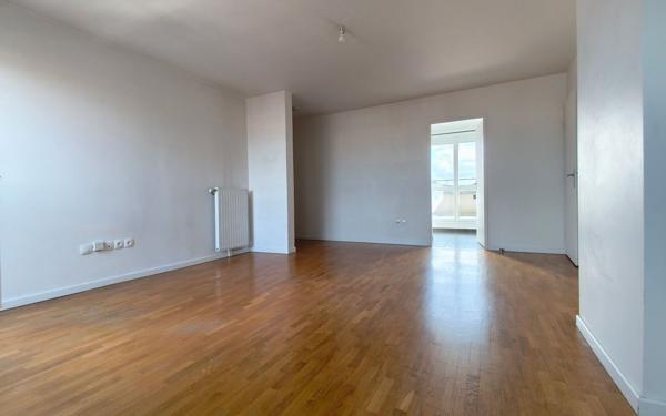 Appartement à vendre    3 pièces • 80,68 m2 Le Perreux-sur-Marne