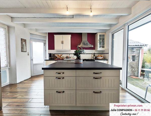 Maison 184 m² env.- 5 chambres -2 garages - abris et jardin