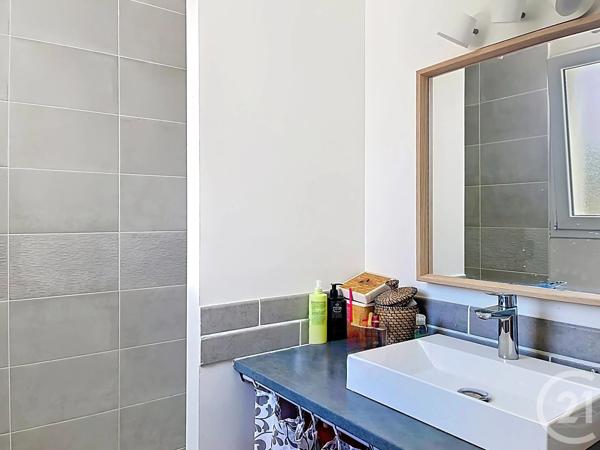 Maison à vendre  5 pièces - 92,90 m 2   ST GILDAS DE RHUYS  - 56