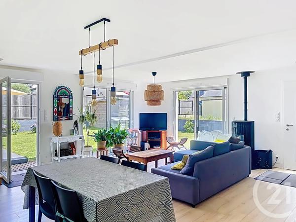Maison à vendre  5 pièces - 92,90 m 2   ST GILDAS DE RHUYS  - 56