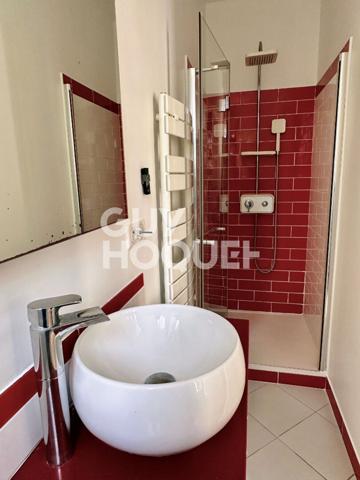 VENTE d'un appartement de 2/3 pièces 67 m² à COURBEVOIE