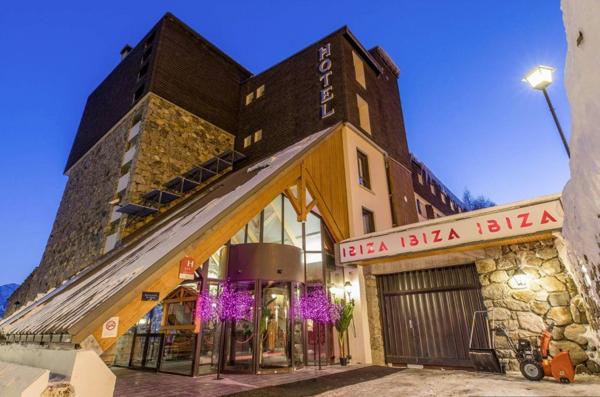 INVESTISSEMENT LOCATIF – Les Deux Alpes – Résidence de Tourisme Hôtel Ibiza - 6,52% de rentabilité