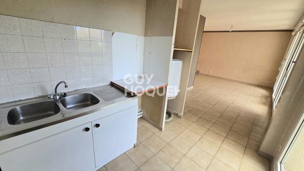 Grand studio 30 M2 avec terrasse et parking  dans résidence de qualité