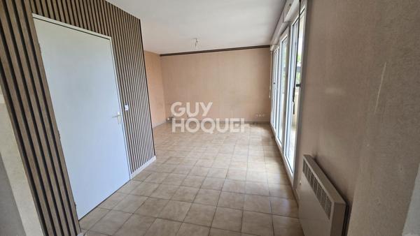 Grand studio 30 M2 avec terrasse et parking  dans résidence de qualité