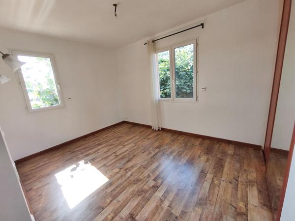 Villa 147 m² sur 1962 m²