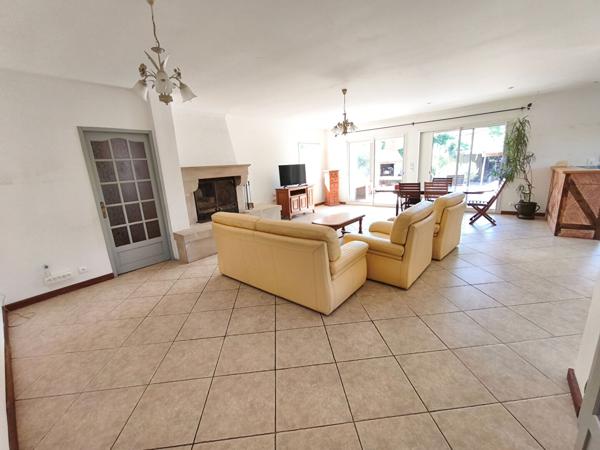 Villa 147 m² sur 1962 m²