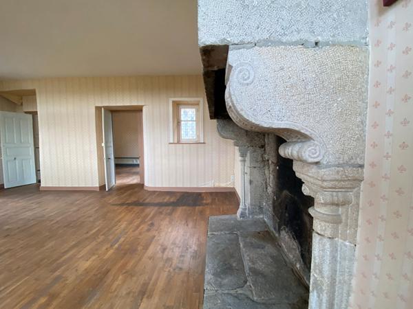 A VENDRE APPARTEMENT DE TYPE 2 A RENOVER