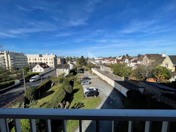 CHATEAUROUX - Appt de type 3 avec Cave et parking