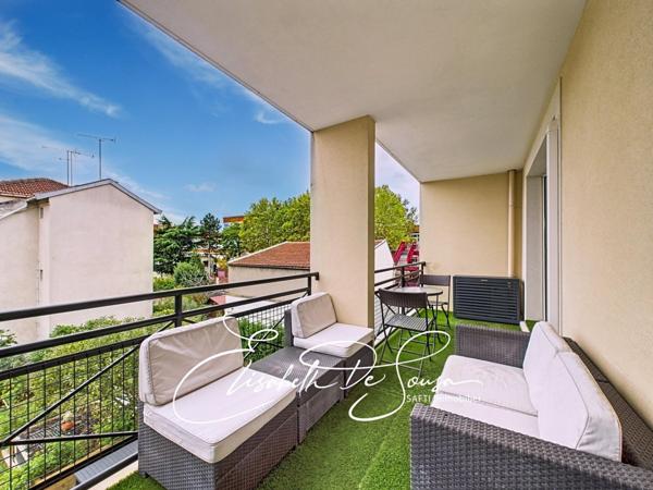 2 pièces entièrement rénové sans vis à vis