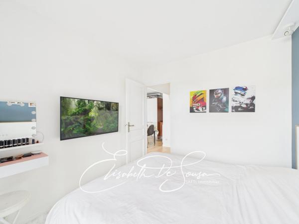 2 pièces entièrement rénové sans vis à vis