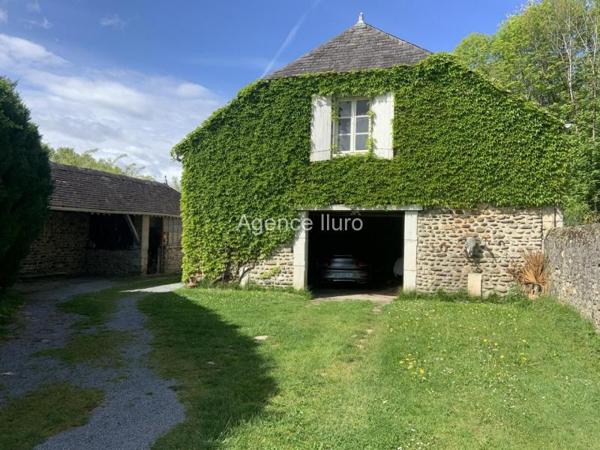 Maison - Oloron-sainte-marie - Réf.:204683 OLORON PROXIMITE CENTRE - BELLE MAISON DE MAITRE AVEC PISCINE - BAISSE DE PRIX -