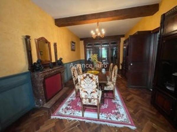 Maison - Oloron-sainte-marie - Réf.:204683 OLORON PROXIMITE CENTRE - BELLE MAISON DE MAITRE AVEC PISCINE - BAISSE DE PRIX -