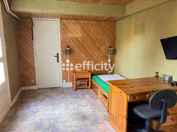 Maison
         4 pièces
        - 78 m² 198 000 € *