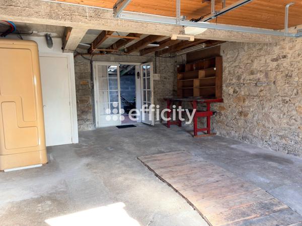 Maison
         4 pièces
        - 78 m² 198 000 € *