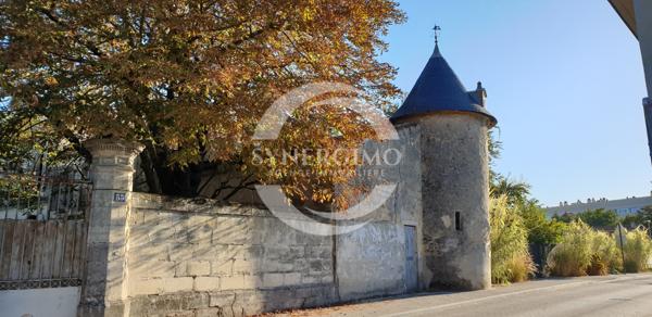 Talence (33400) Chartreuse à rénover du XVIIIème siècle à TALENCE