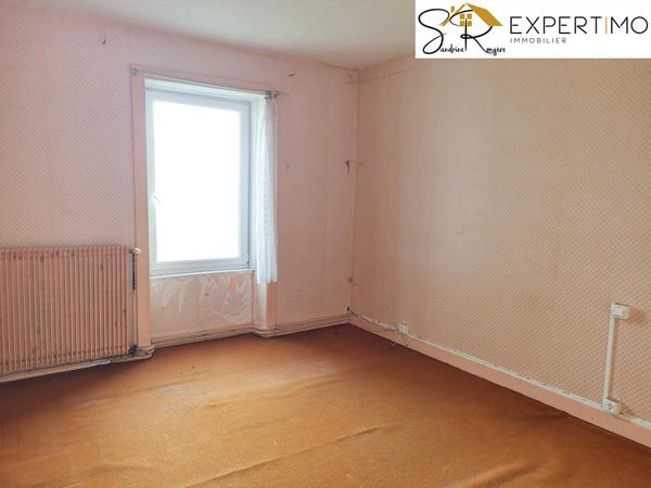 Blot-l'Église (63440) Exclu Maison Familiale à rafraîchir avec 5 Chambres – Blot-L'église (63)