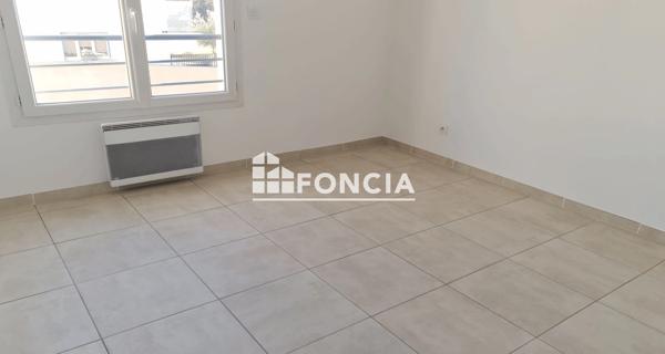 Location Appartement 3 pièces 60.69 m² - Althen-des-paluds 84210