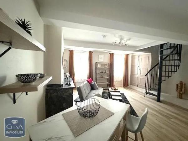 Appartement à louer 1 pièce 48.19m²