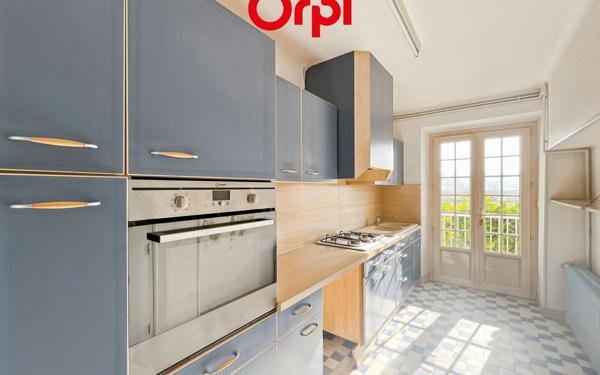 Maison à louer    5 pièces •  Le Theil