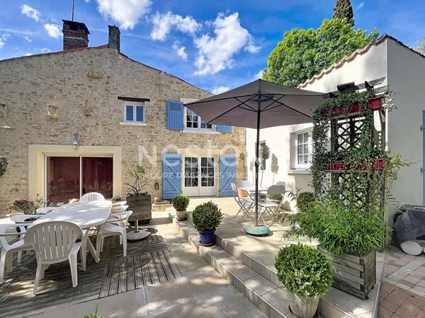 Charmante maison traditionnelle à vendre à Pissotte - 4 pièces, 140 m²
