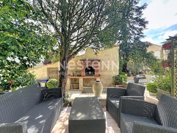 Charmante maison traditionnelle à vendre à Pissotte - 4 pièces, 140 m²