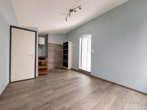 Local commercial à CAMBRAI (59400)
