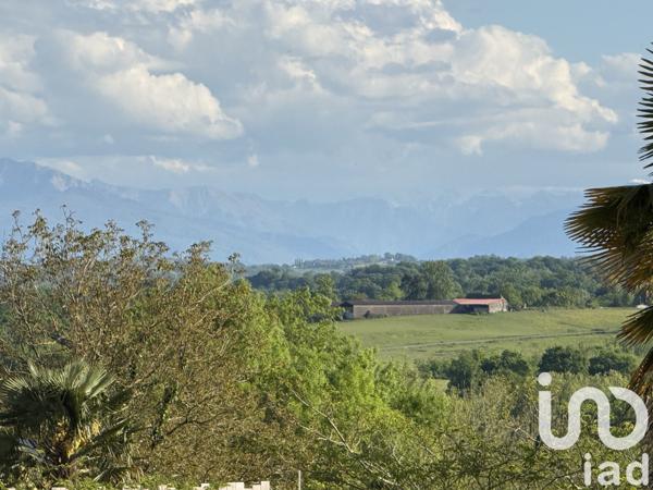 Maison 11 pièces de 270 m² à Lagor (64150)