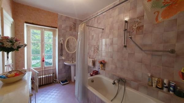 Maison à vendre à Barbezieux-Saint-Hilaire (16300) - Charente