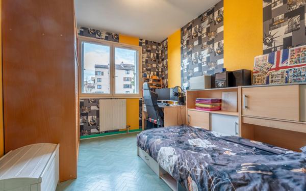 Appartement à vendre    5 pièces • 90,56 m2 Lyon 9