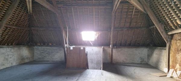 LA GUERCHE DE BGNE - Plein-centre - Vaste maison avec cour