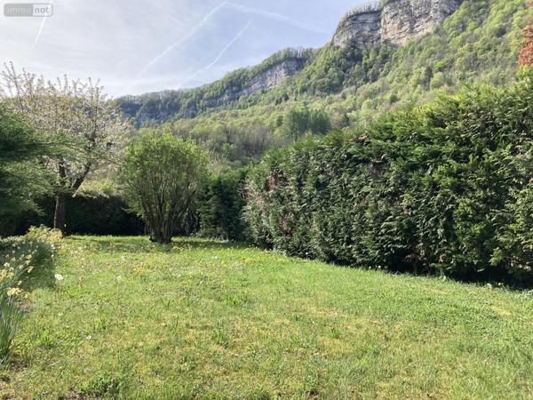 Maison individuelle à vendre à Saint-Rambert-en-Bugey dans l'Ain (01230), ref : VM1519-01032