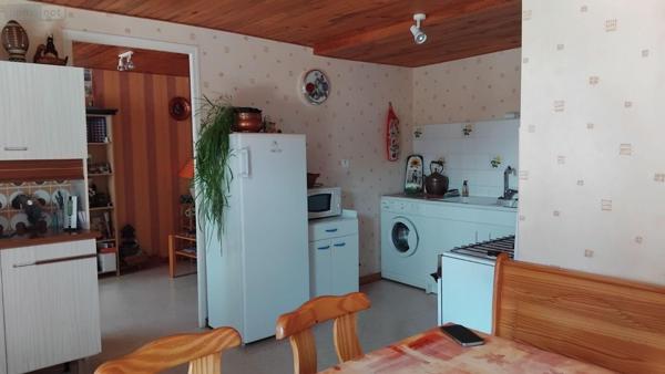 Maison à vendre à Allanche dans le Cantal (15160), ref : FG/2521   
Maillargues