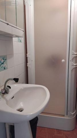 Maison à vendre à Allanche dans le Cantal (15160), ref : FG/2521   
Maillargues