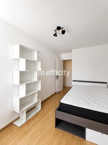 Appartement
         5 pièces
        - 88 m² Exclusivité 149 000 € *
