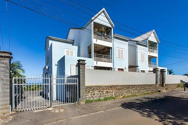 Appartement à vendre 3 pièces 54.8m² Saint-Pierre (97410)
