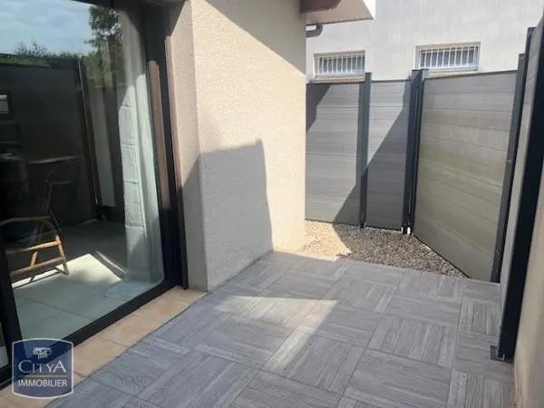 Appartement à louer 1 pièce 29.92m² Bruges (33520)