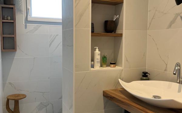 Appartement à vendre    3 pièces • 76,38 m2 Royan