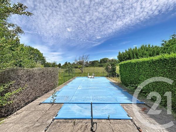 Maison à vendre  5 pièces - 136,70 m 2   MONTPON MENESTEROL  - 24