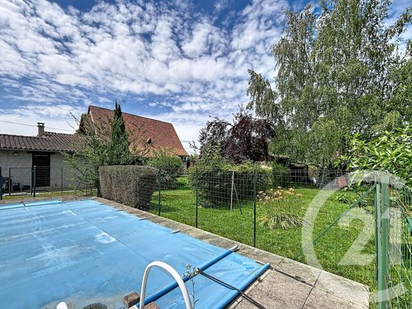 Maison à vendre  5 pièces - 136,70 m 2   MONTPON MENESTEROL  - 24