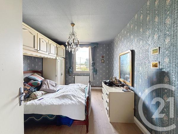 Maison à vendre  5 pièces - 136,70 m 2   MONTPON MENESTEROL  - 24