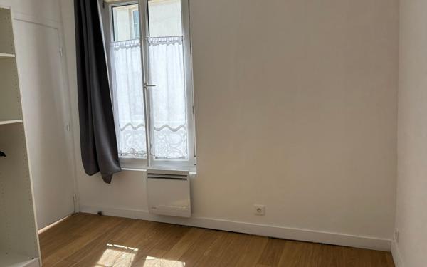 Appartement à louer    2 pièces • 35,75 m2 Paris 18