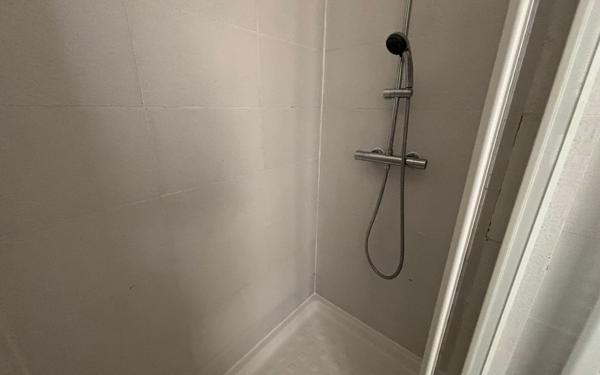 Appartement à louer    2 pièces • 35,75 m2 Paris 18