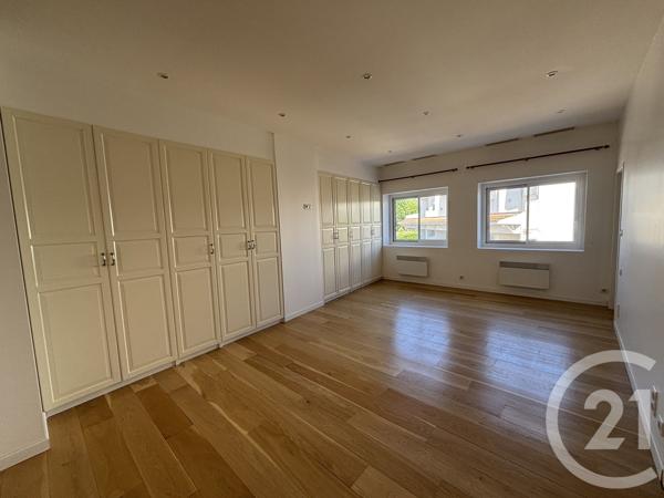 Appartement à vendre  7 pièces - 288,10 m 2   ANDERNOS LES BAINS  - 33