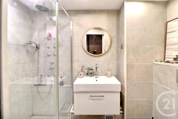 Appartement Studio à vendre  1 pièce - 27 m2 FREJUS - 83